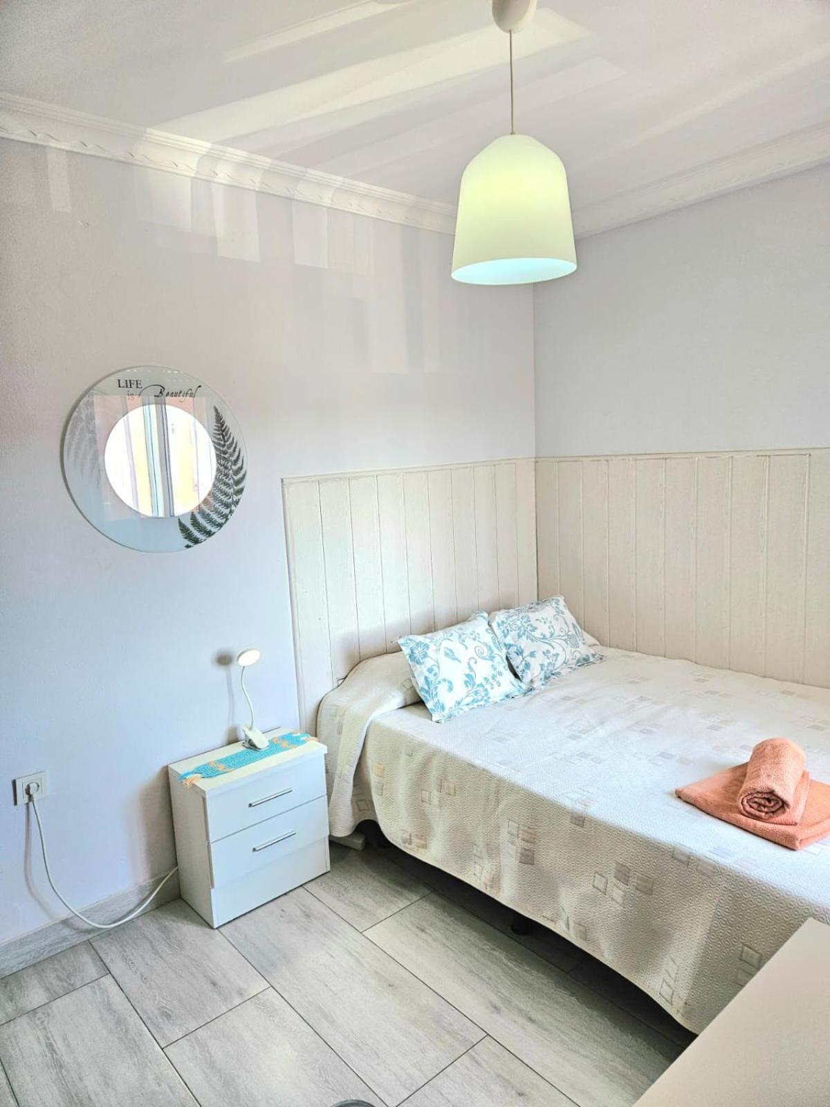 Habitacion Privada A 15 Min De La Playa/Piso 호텔 우엘바 외부 사진